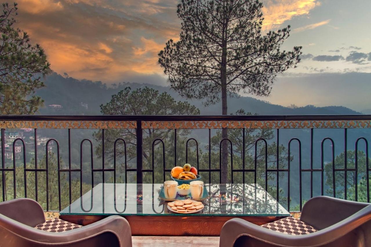 Pine Villa Kasauli Exterior foto